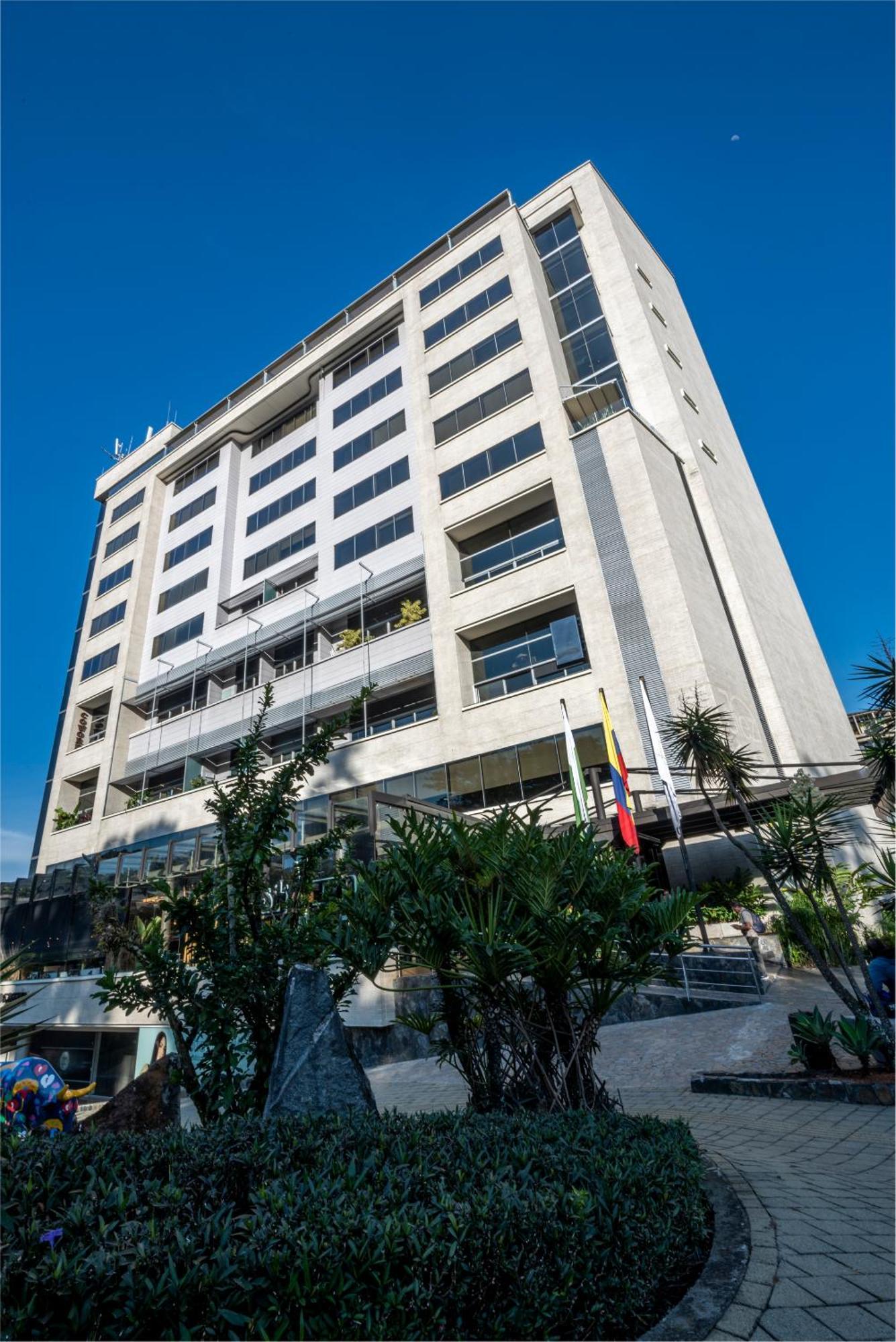 ディエス ホテル メデジン エクステリア 写真 Embassy of Ecuador in Athens